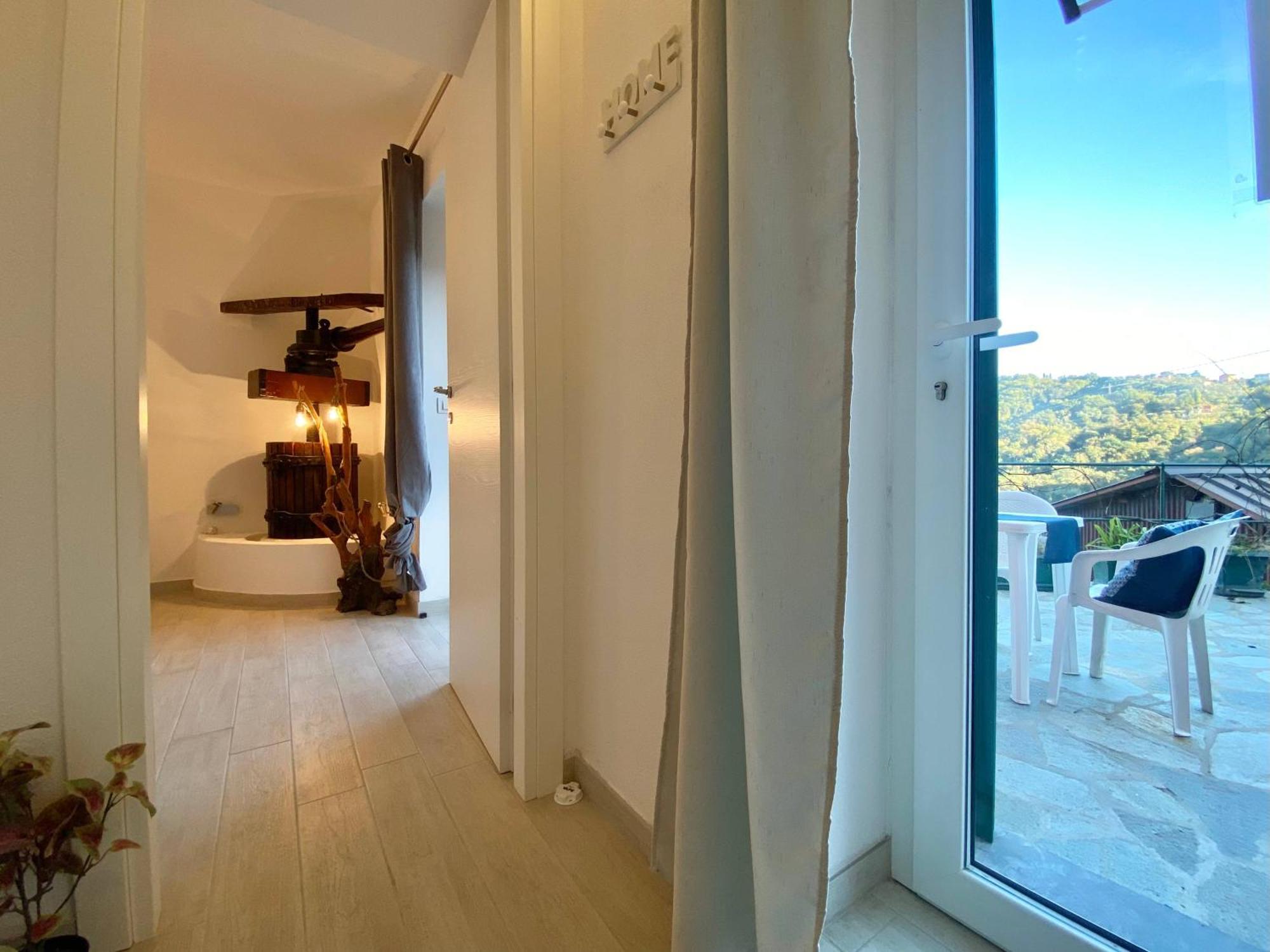 Alla Casa Rosa, Peaceful Apartment Surrounded By Greenery With Free Parking, Wifi & Air Conditioning 拉帕洛 外观 照片